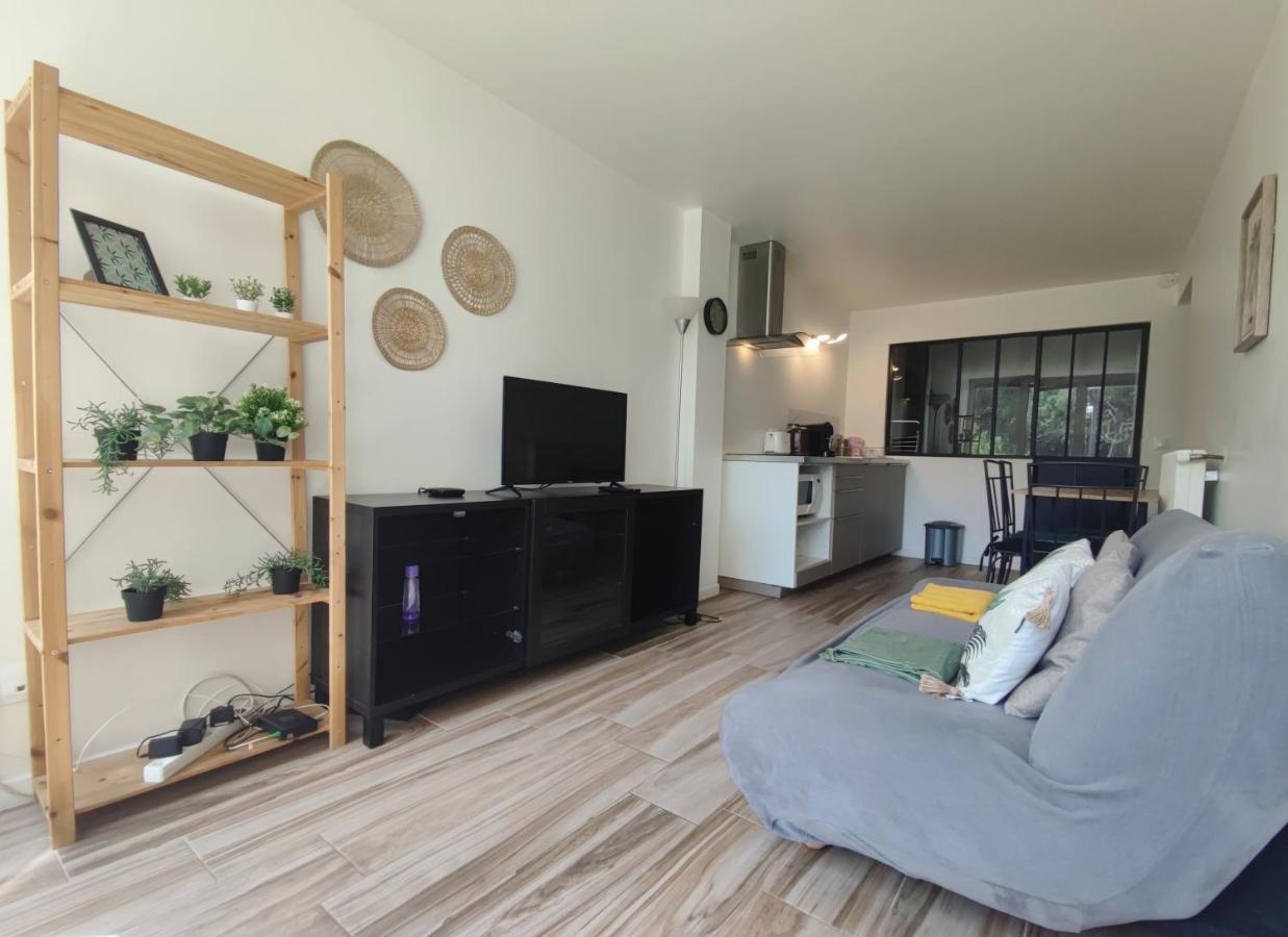 Le Cosy Du Sud - 1 Bedroom And Parking Apartment *